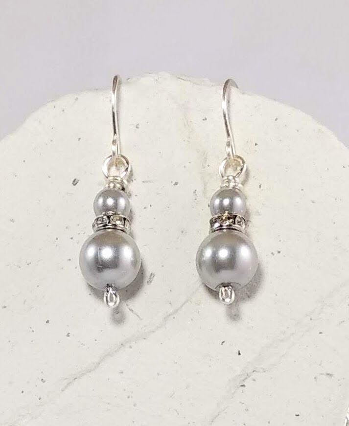 Silver pearl bridal set