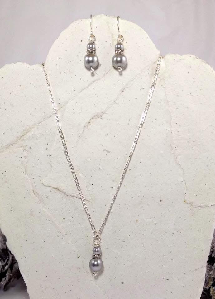 Silver pearl bridal set